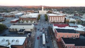West 7th Street in downtown Columbia, Tennessee